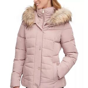 Calvin Klein
Faux-Fur-Trim Hooded Puffer Coat